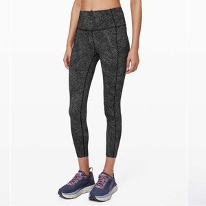 Lululemon Fast and Free Nulux Tight II 25" Size 4